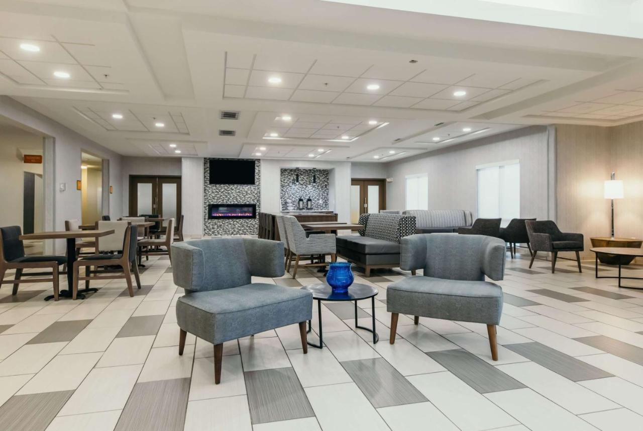 La Quinta Inn&suites By Wyndham Ia - Des Moines Ia Hotel